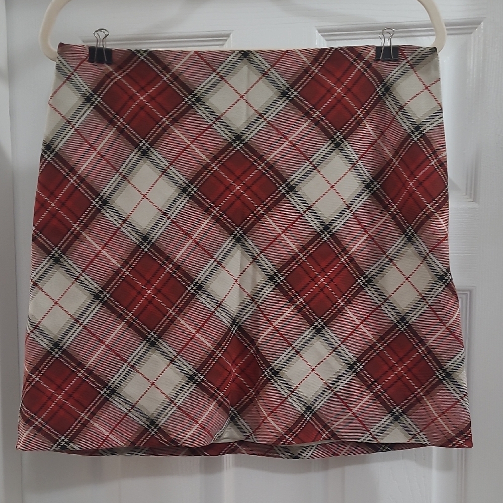H&M Red and White Plaid Mini Skirt